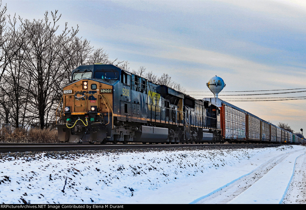 CSX 5208 on M-217